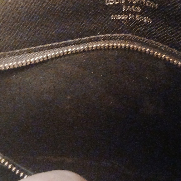 AUTHENTIC LOUIS VUITTON TAIGA SELENGA CLUTCH HAND BAG BLACK LEATHER - Picture 16 of 16